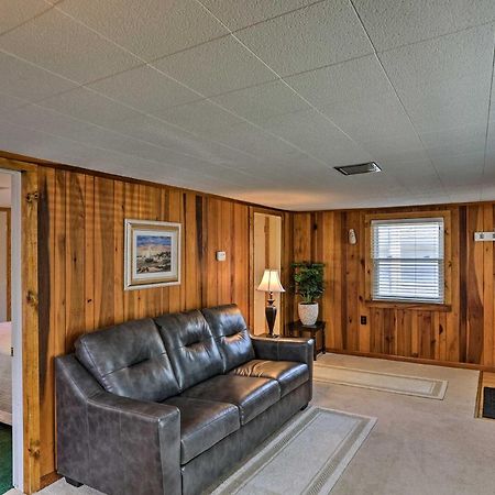 Home With Lake-View Deck By Camp Perry And Magee Marsh Port Clinton Exterior foto